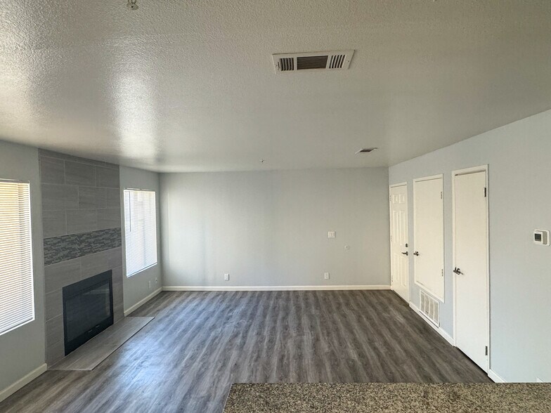 More Photos Of 32 E Main St, Winters Apartments For Sale