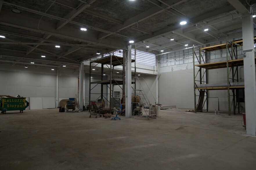 More Photos Of 828 Newark Ave, Elizabeth Warehouse For Lease