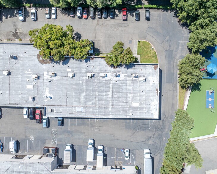 More Photos Of 6145-6167 State Farm Dr, Rohnert Park Research And Development For Lease