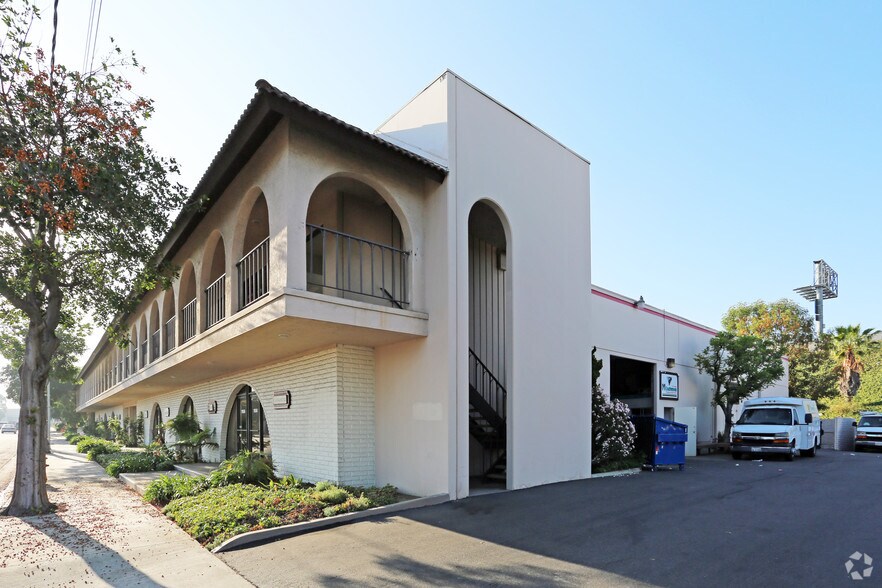 More Photos Of 13512-13522 Newhope St, Garden Grove Industrial For Lease