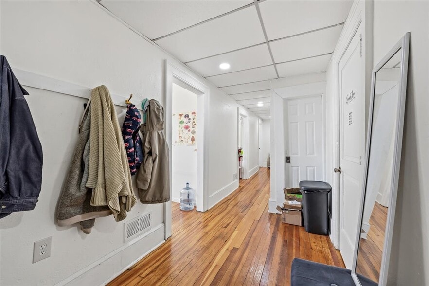 More Photos Of 1707 Washington Blvd, Easton Storefront Retail Residential For Sale