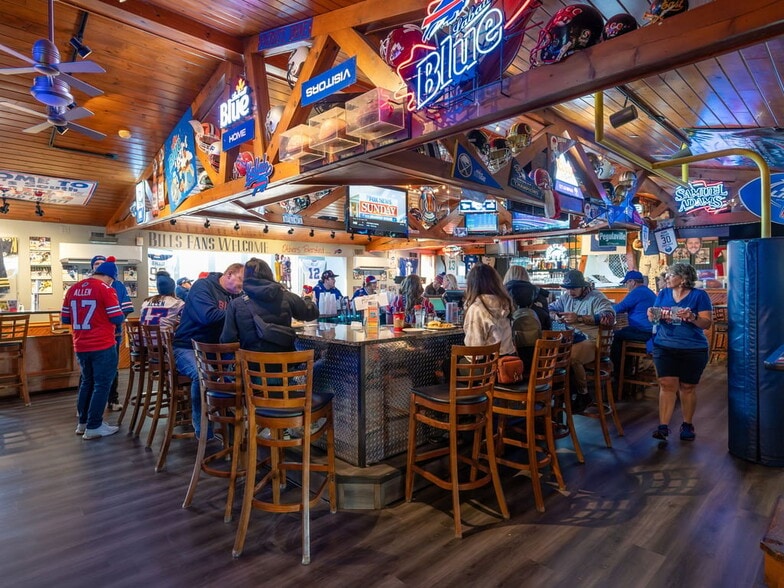 More Photos Of 4300 Abbott Rd, Orchard Park Restaurant For Sale