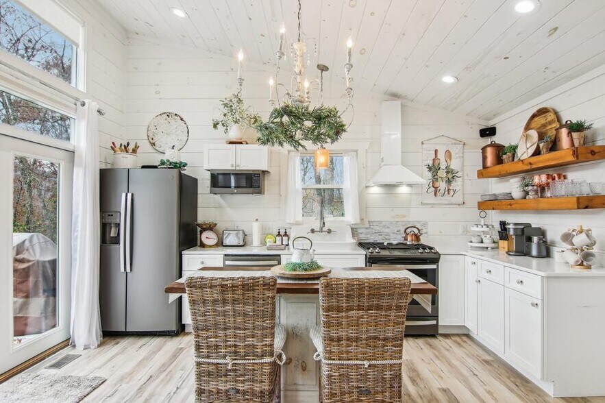 More Photos Of 354 Ivy Ridge Cir, Sylva Specialty For Sale