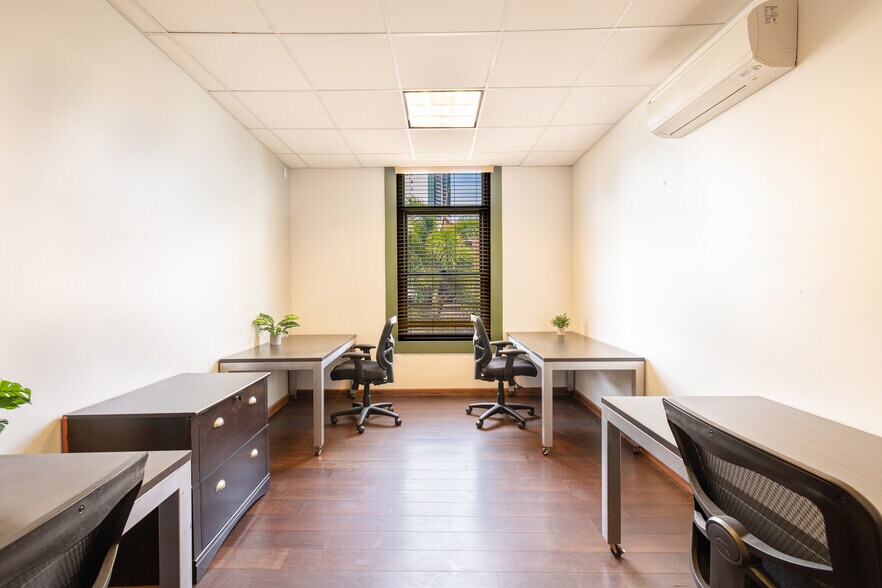 More Photos Of 20 N Hotel St, Honolulu Coworking Space