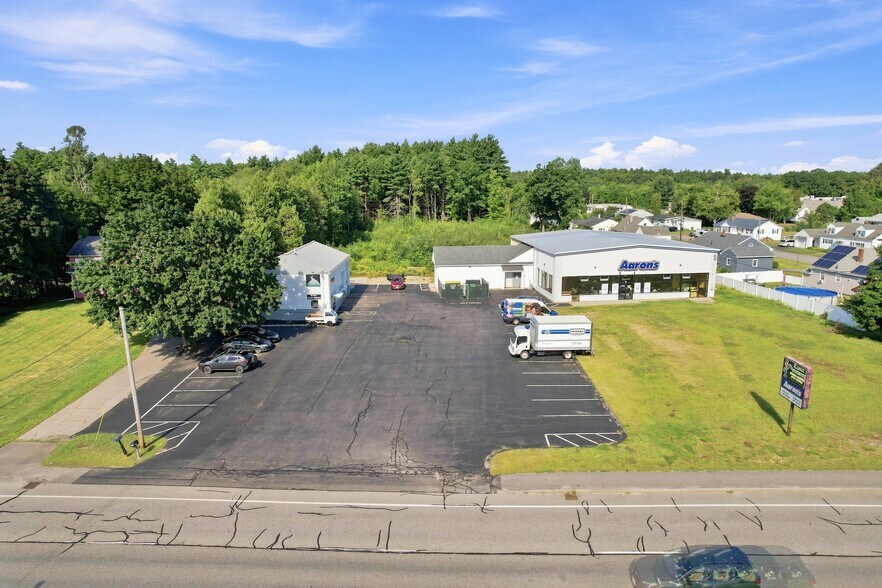 More Photos Of 445 High St, Somersworth Freestanding For Sale