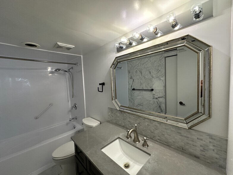 More Photos Of 375 King St N, Waterloo Apartments For Sale
