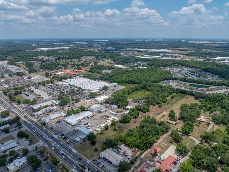 More Photos Of 2914 James L Redman Pky, Plant City Storefront Retail Office For Sale