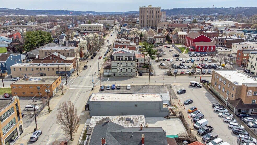 More Photos Of 729 Scott St, Covington General Retail For Sale