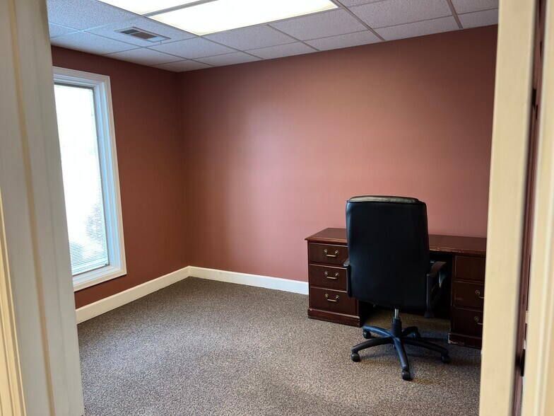 More Photos Of 4228 Lomac St, Montgomery Office For Sale