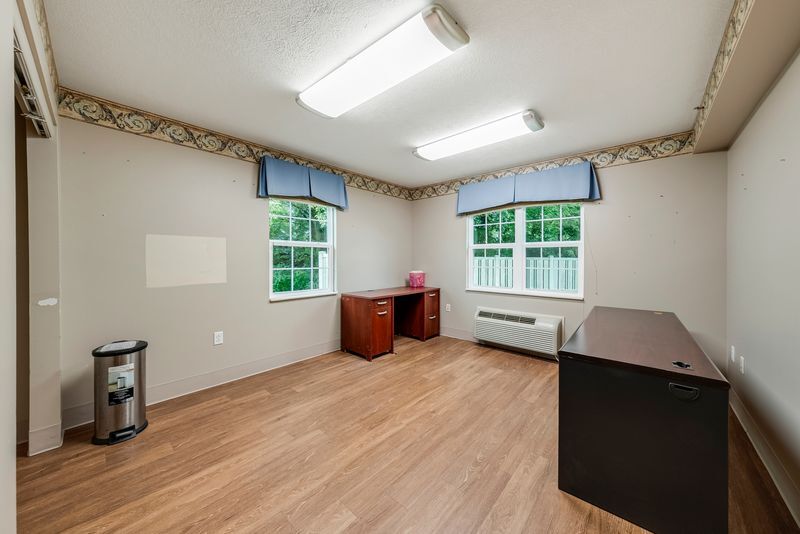 More Photos Of 80 Miller St, Centerburg Congregate Senior Housing For Lease