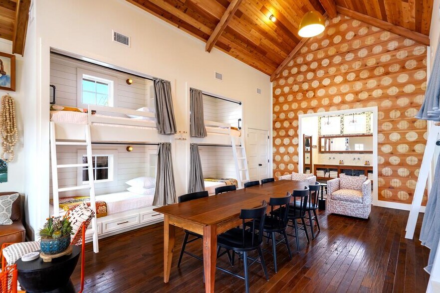 More Photos Of 632-636 High St, Comfort General Retail For Sale