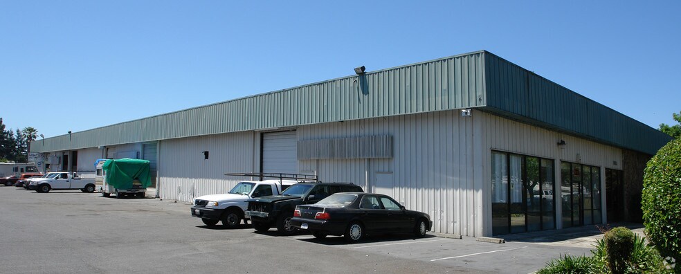 More Photos Of 25711-25789 Dollar St, Hayward Manufacturing For Lease