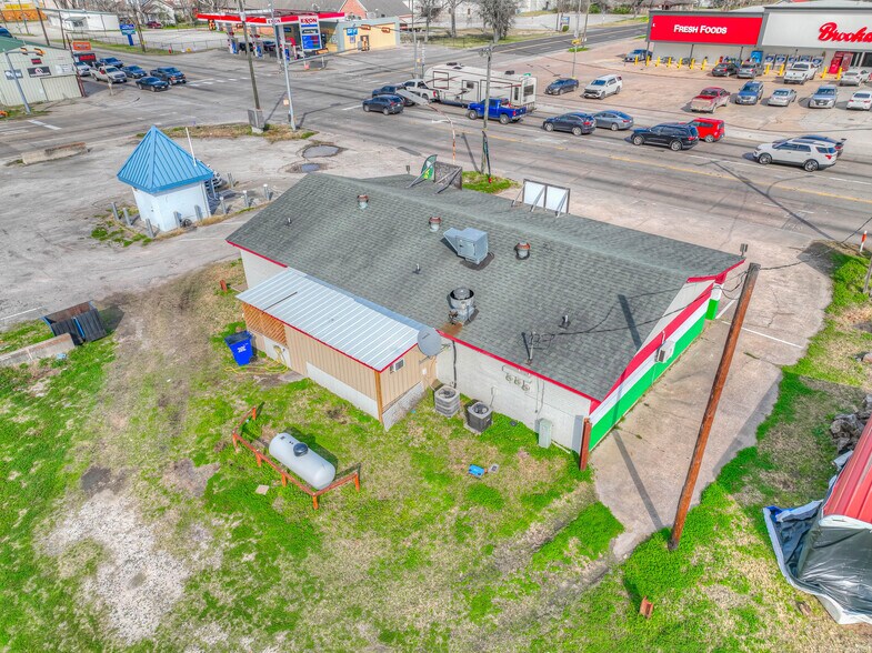 More Photos Of 103 S Home St, Corrigan Freestanding For Lease