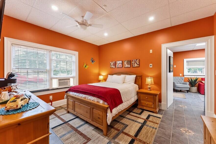 More Photos Of 78 Todds Point Rd, Dufferin Parish Specialty For Sale