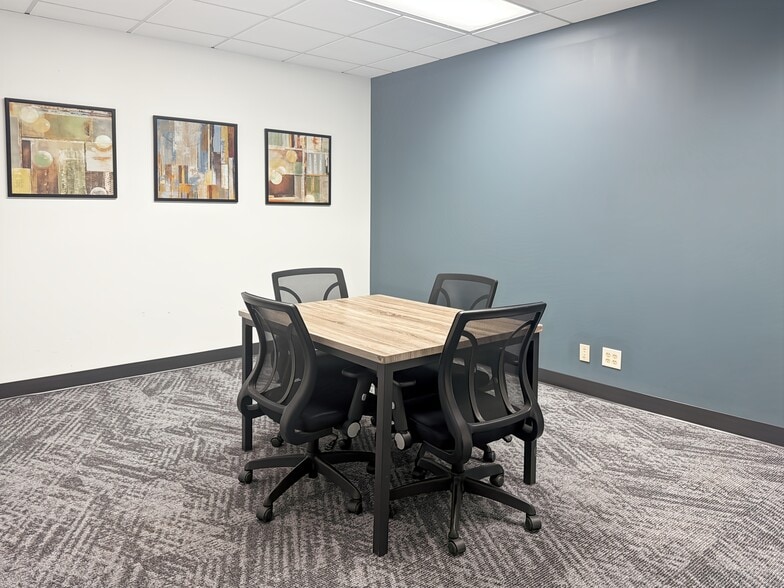 More Photos Of 7136 S Yale Ave, Tulsa Coworking Space