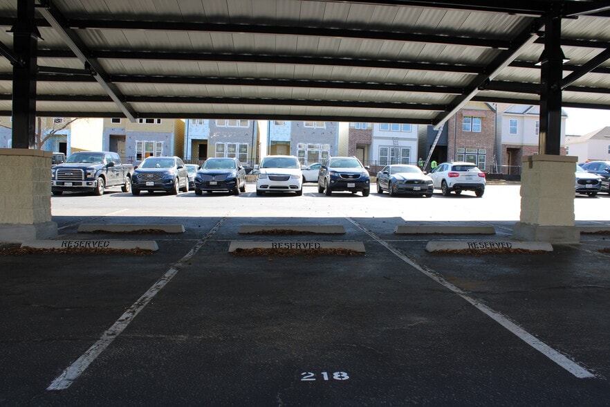 More Photos Of 500 E Border St, Arlington Office For Sale
