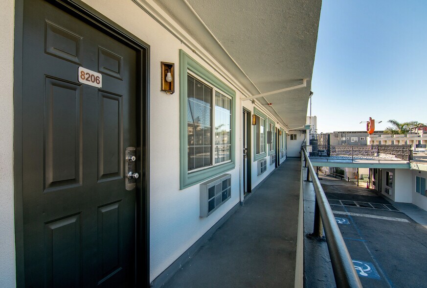 More Photos Of 220 S Alvarado St, Los Angeles Hotel For Sale