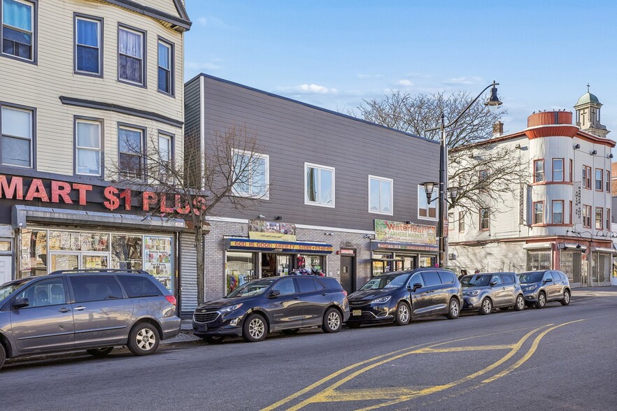 More Photos Of 1018-1020 S Orange Ave, Newark Storefront Retail Residential For Sale