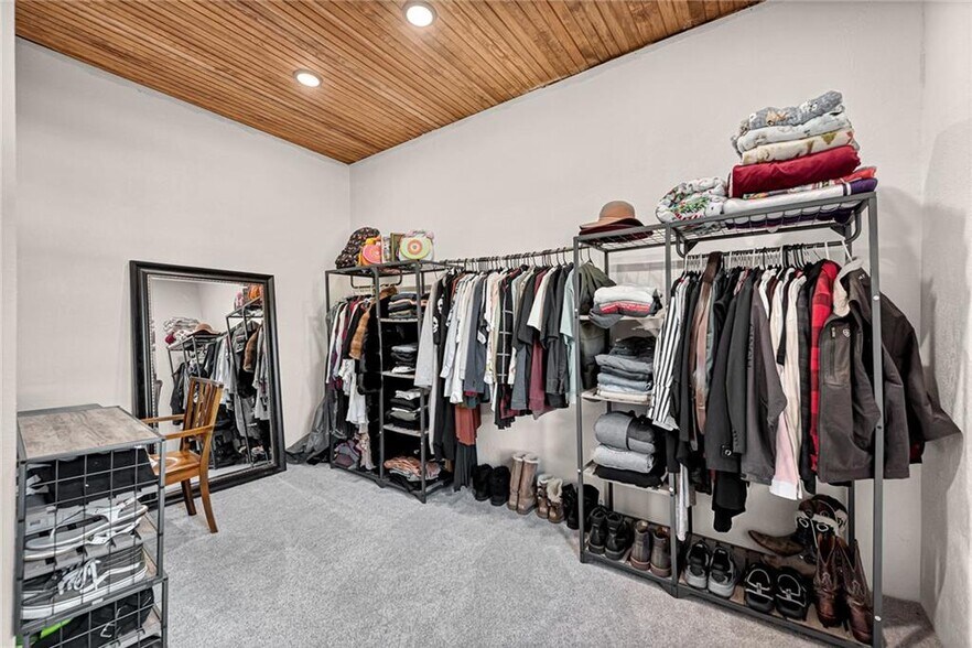 More Photos Of 510 E Madison Ave, Berryville Religious Facility For Sale