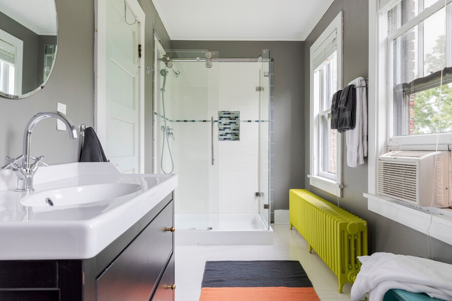 More Photos Of 4170 Rte 9W, Saugerties Hospitality For Sale