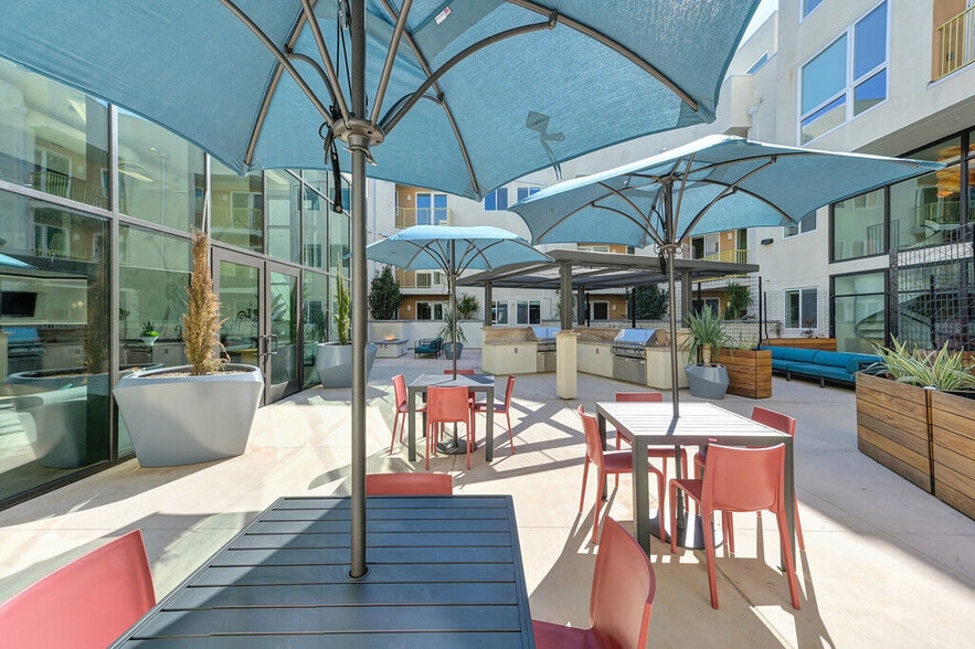 More Photos Of 5570 Rosemead Blvd, Temple City Apartments For Lease