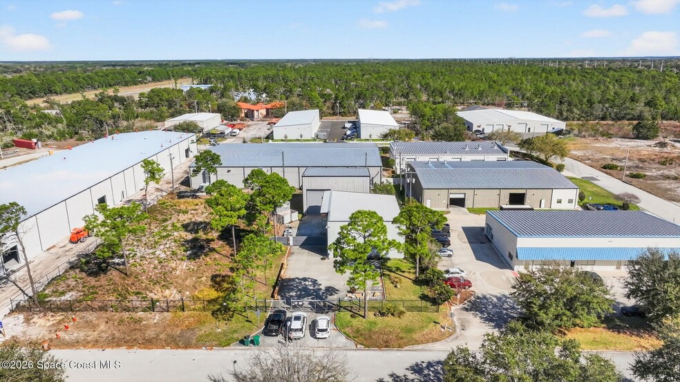 More Photos Of 2972 Oxbow Cir, Cocoa Industrial For Sale