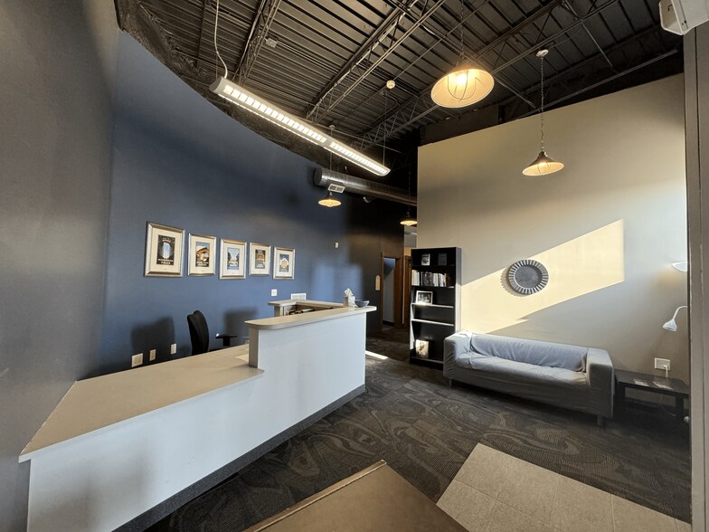 More Photos Of 1227 S 6th St, Minneapolis Freestanding For Lease