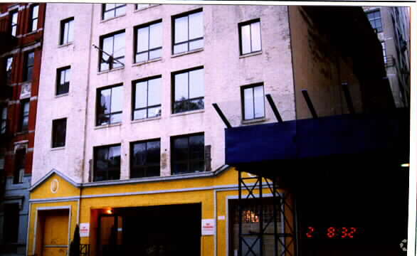 More Photos Of 30 Vandam St, New York Loft Creative Space For Lease