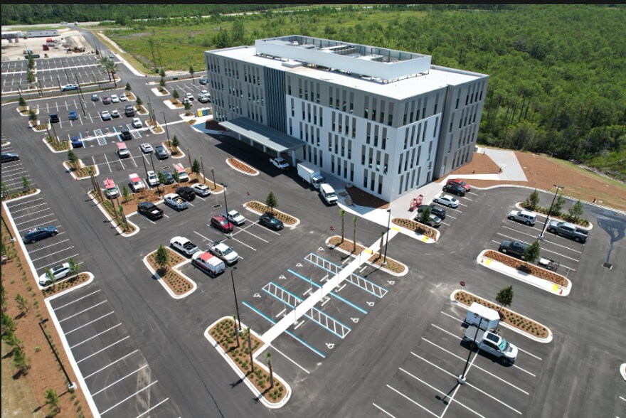 More Photos Of 1002 N Arnold Rd, Panama City Beach Medical For Lease