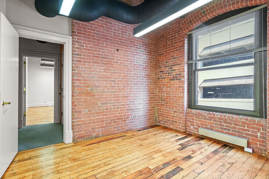 More Photos Of 55 Pine St, Providence Office For Sale