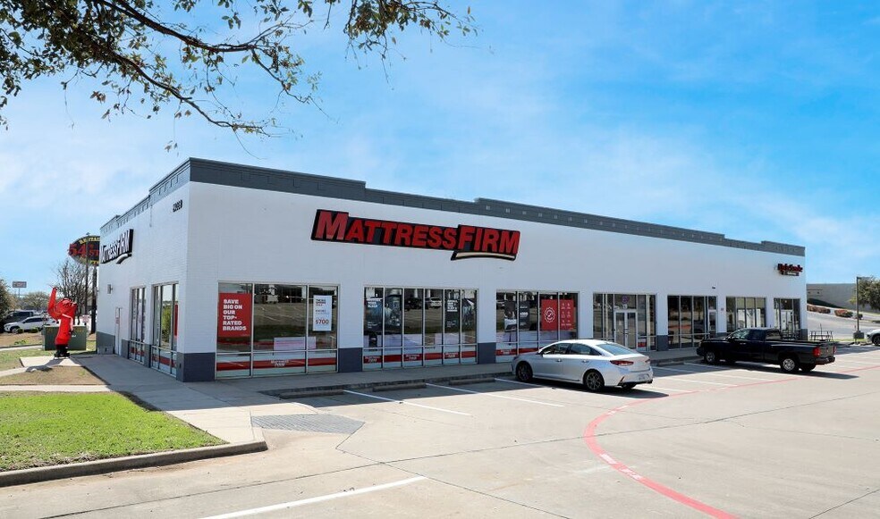 More Photos Of 2403 S Stemmons Fwy, Lewisville General Retail For Lease