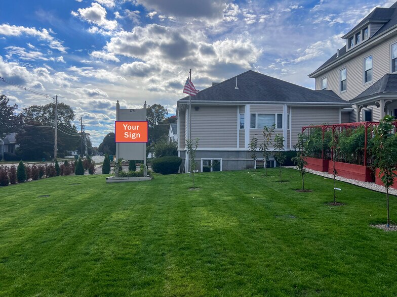 Primary Photo Of 175 Walpole St, Norwood Office Residential For Lease