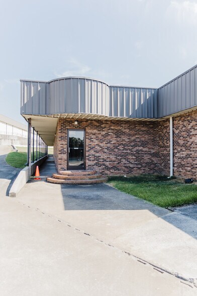 More Photos Of 121 Alsonia St, Estill Springs Unknown For Lease