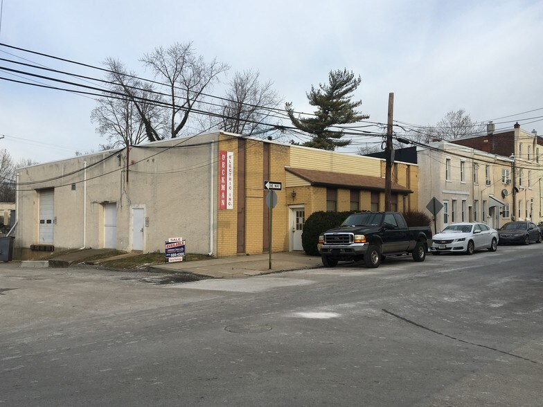 More Photos Of 49 W Front St, Bridgeport Warehouse For Lease