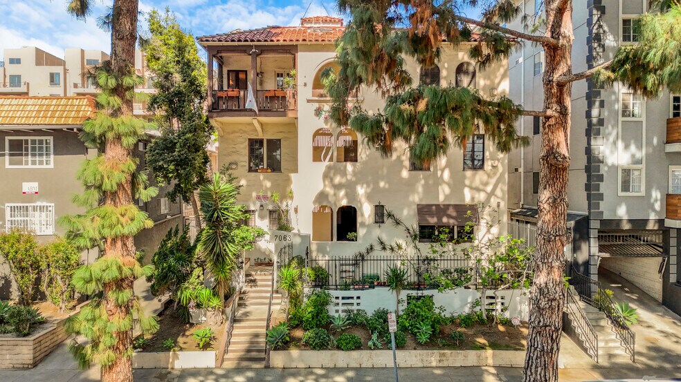 More Photos Of 7063 Lanewood Ave, Los Angeles Apartments For Sale