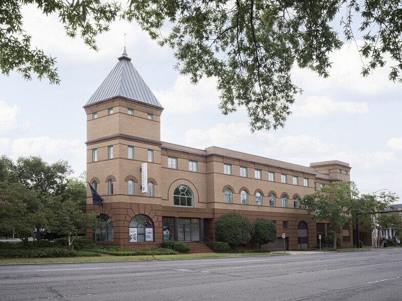 Primary Photo Of 950 N Washington St, Alexandria Coworking Space