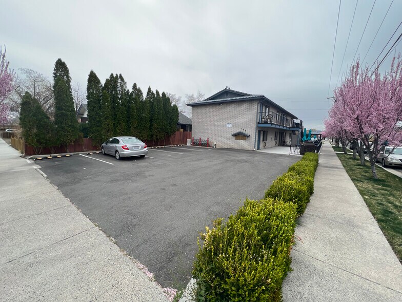 More Photos Of 306 E Taylor St, Reno Apartments For Sale