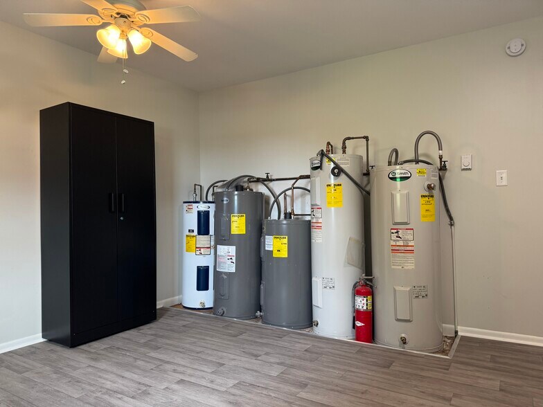 More Photos Of 374 Lynn Dr, Manteno Apartments For Sale