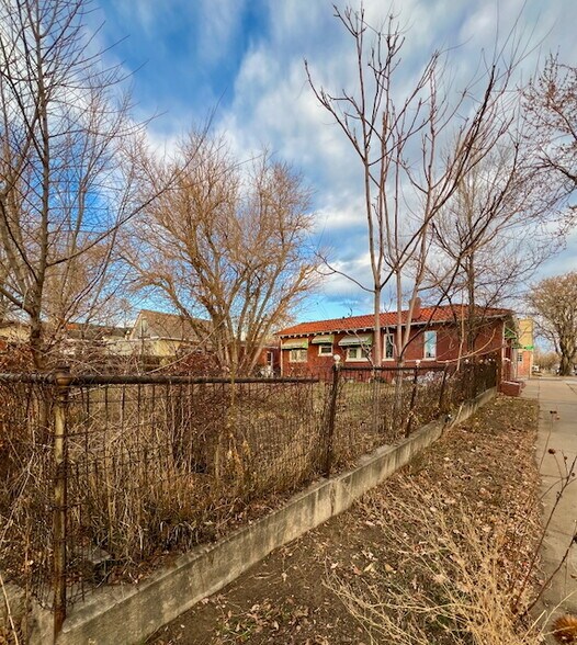 More Photos Of 1700 W 40th Ave, Denver Storefront For Sale