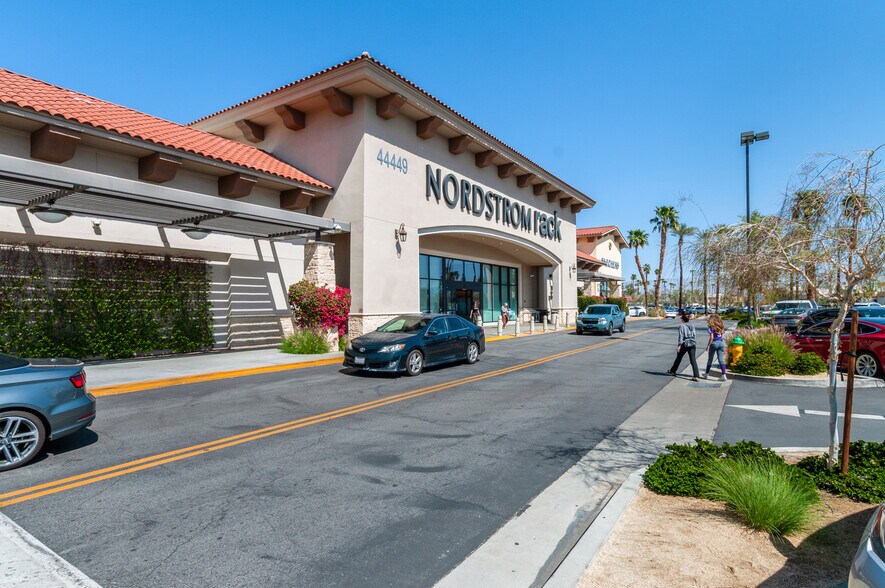 More Photos Of 44419-44491 Town Center Way, Palm Desert Unknown For Lease