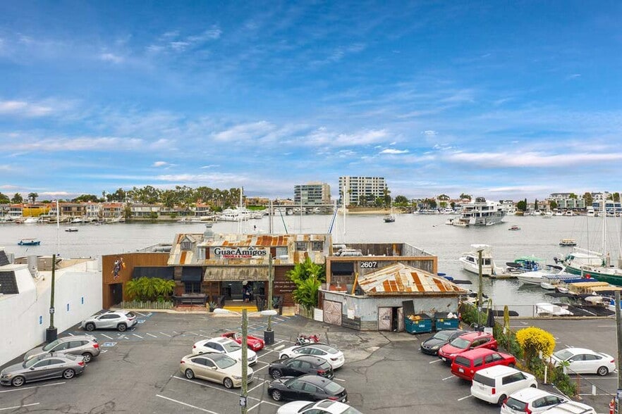 More Photos Of 2607 W Coast Hwy, Newport Beach Restaurant For Lease