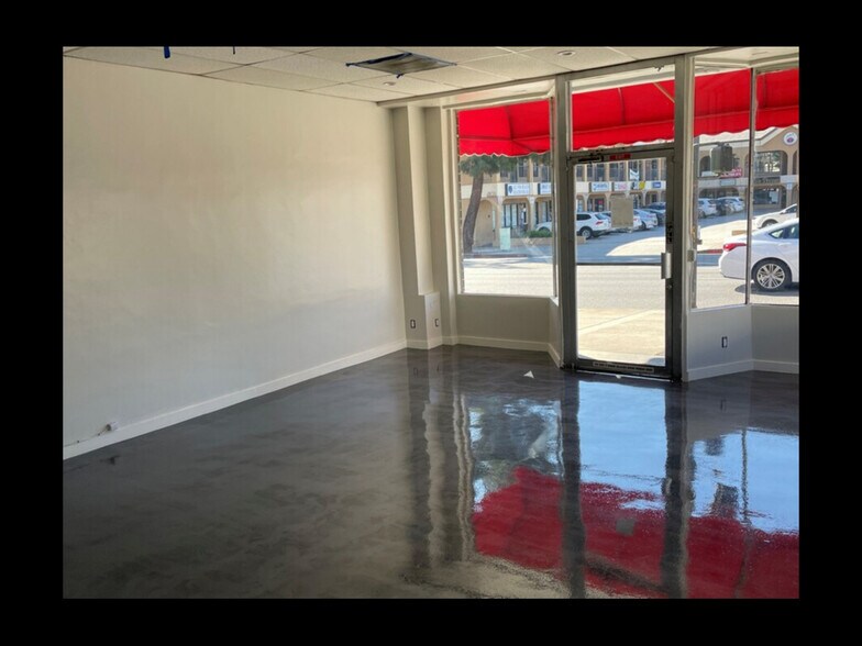 More Photos Of 400-406 S Glenoaks Blvd, Burbank Storefront Retail Office For Lease