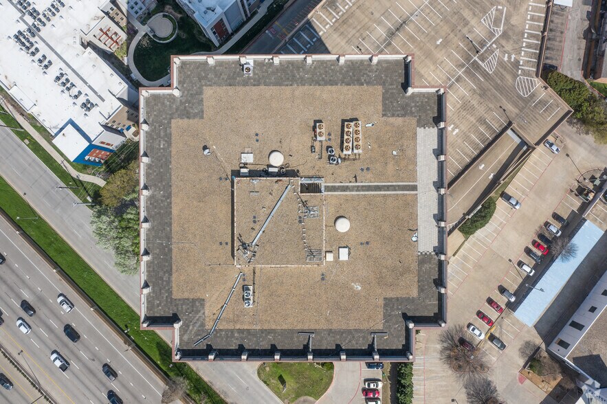 More Photos Of 10440 N Central Expy, Dallas Office For Sale
