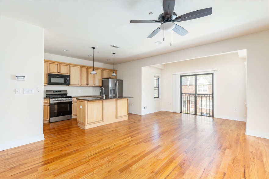 More Photos Of 4557 Manayunk Ave, Philadelphia Apartments For Sale
