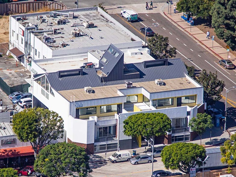 More Photos Of 911 Broxton Ave, Los Angeles Medical For Sale