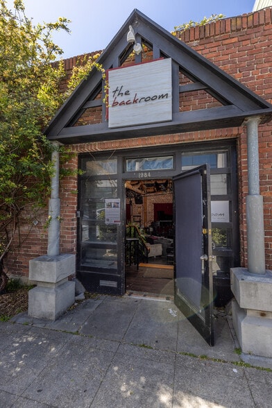 More Photos Of 1941 University Ave, Berkeley Restaurant For Sale