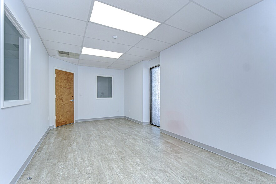 More Photos Of 10770 N 46th, Tampa Medical For Lease