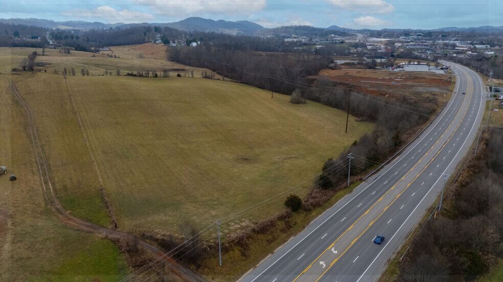 More Photos Of Bobby Hicks Highway Hwy, Gray Land For Sale