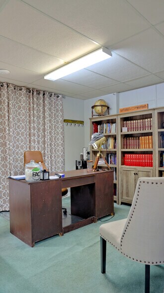 More Photos Of 301 Bolling St, Radford Religious Facility For Sale