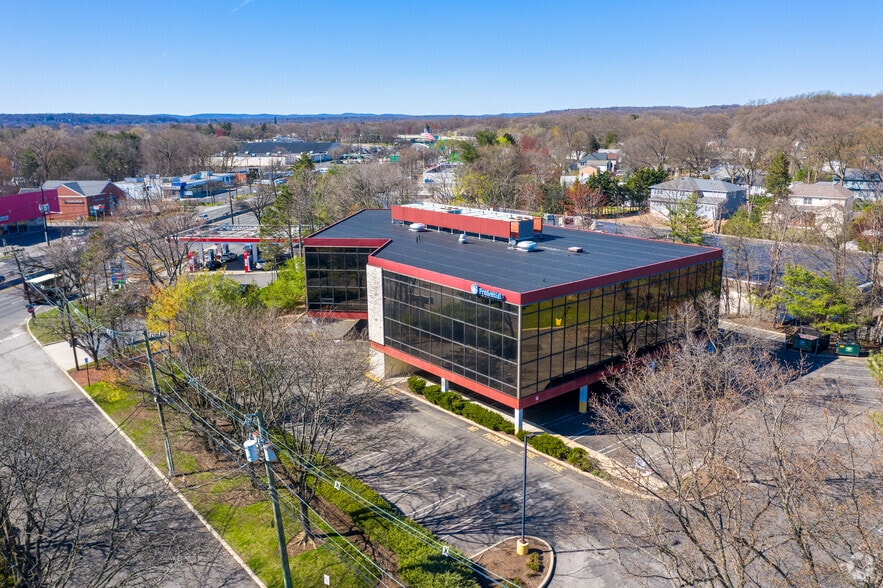 More Photos Of 11-13 Sunflower Ave, Paramus Medical For Lease